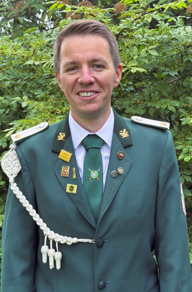 Timo Schwarze1